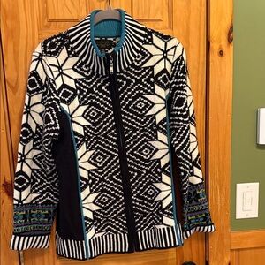 Women's Icelandic Design Black and White Patterned Zip Front Sweater, Size XL.